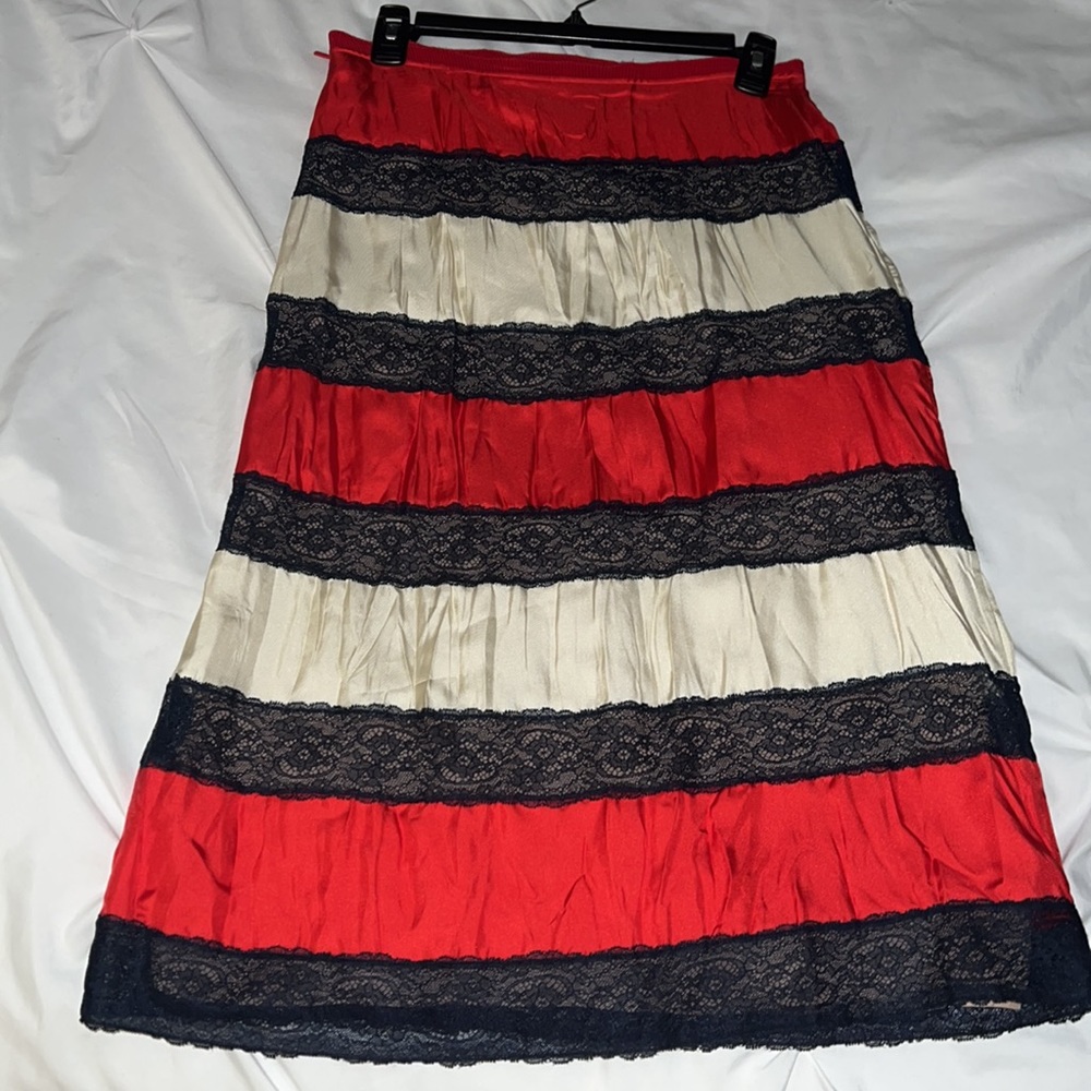 GUCCI Lace-paneled silk-twill skirt - Picture 8 of 12